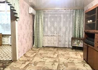 2-комнатная квартира на продажу, 43 м2, Ахтубинск, улица Черно-Иванова, 5