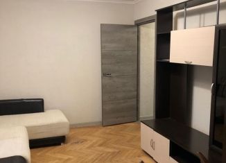 Продам 2-ком. квартиру, 37.1 м2, Москва, Бауманская улица, 19, Бауманская улица