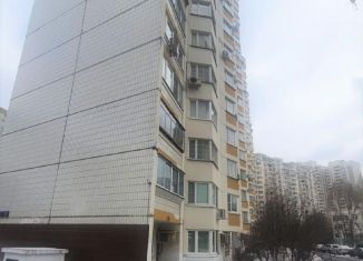 Продаю трехкомнатную квартиру, 90 м2, Москва, улица Барышиха, 15, метро Митино