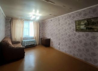 Продается двухкомнатная квартира, 34 м2, Бабаево, улица Стружкина, 1