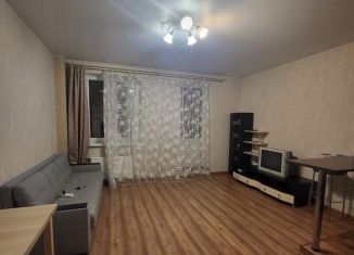 Квартира на продажу студия, 32 м2, Гатчина, улица Хохлова, 8