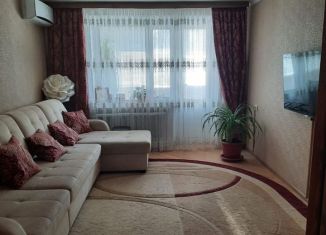 Продам квартиру со свободной планировкой, 62 м2, станица Васюринская, улица Ставского, 53