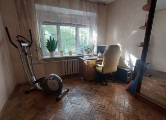 Продам 3-комнатную квартиру, 72.1 м2, Москва, улица Академика Комарова, 11А