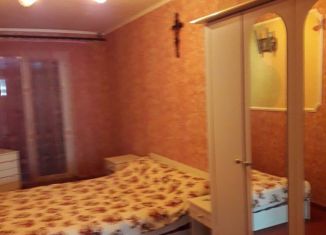 Продается трехкомнатная квартира, 62.5 м2, Симферополь, проспект Кирова, 35, Киевский район