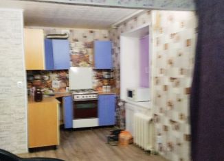 Продажа 2-комнатной квартиры, 42 м2, Серов, улица Заславского, 28