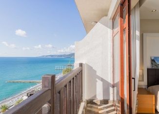 Продаю двухкомнатную квартиру, 55 м2, Сочи, микрорайон Новый Сочи, улица Пирогова, 5/10