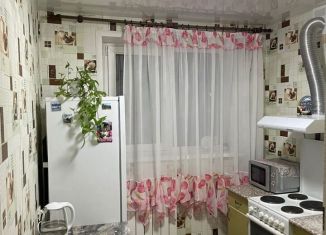Продаю однокомнатную квартиру, 30 м2, Тольятти, проспект Степана Разина, 35, Автозаводский район