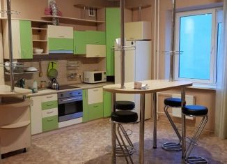 Продается 3-комнатная квартира, 114 м2, Краснодар, улица Володарского, 75, улица Володарского