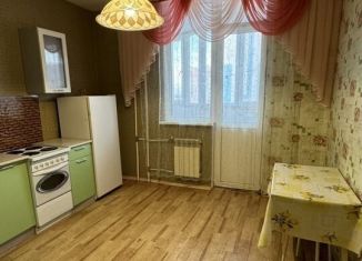 Сдаю 2-ком. квартиру, 56.6 м2, Оренбург, Салмышская улица, 70, ЖК Звёздный Город