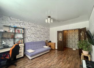Продается двухкомнатная квартира, 54 м2, Салават, улица Бекетова, 22