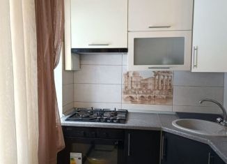 Продается 2-ком. квартира, 43 м2, Нальчик, проспект Кулиева, 34, район Горная