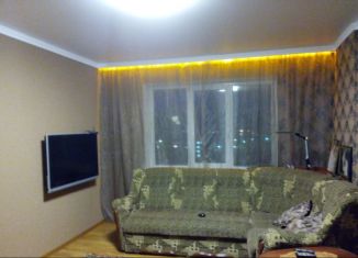 Продам 3-комнатную квартиру, 63 м2, Павловск, микрорайон Северный, 15