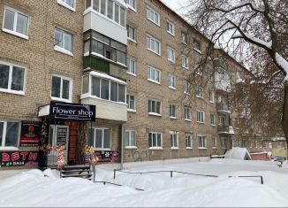 Продается трехкомнатная квартира, 62.3 м2, Кудымкар, улица Строителей, 3