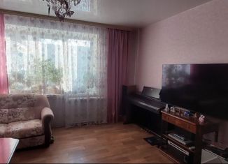 Продажа четырехкомнатной квартиры, 75.6 м2, Северск, улица Калинина, 92