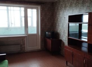 Продаю 2-комнатную квартиру, 48 м2, Свердловская область, Рощинская улица, 48