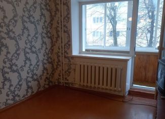 Продается 1-комнатная квартира, 32 м2, Клинцы, проспект Ленина, 40