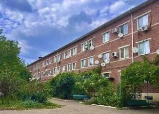 Продается двухкомнатная квартира, 50 м2, станица Динская, Комсомольская улица, 107