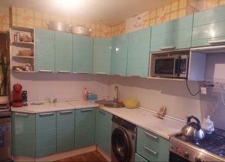 Продам 3-ком. квартиру, 72 м2, Псков, улица Генерала Маргелова, 23