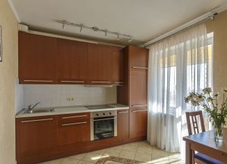 Сдаю в аренду 1-ком. квартиру, 51 м2, Москва, улица Герасима Курина, 20, ЗАО