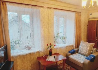 Продам 3-комнатную квартиру, 42 м2, Ростов-на-Дону, улица Катаева, 242