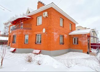 Коттедж на продажу, 313.7 м2, Сарапул, улица Карла Маркса, 28Г