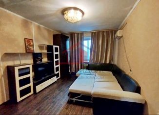 Продаю 3-ком. квартиру, 64 м2, Старый Оскол, микрорайон Весенний, 12