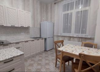 Сдается в аренду двухкомнатная квартира, 65 м2, Раменское, Северное шоссе, 50