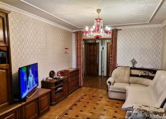 Продажа 3-комнатной квартиры, 67.8 м2, Екатеринбург, улица Пальмиро Тольятти, 15Г, метро Геологическая