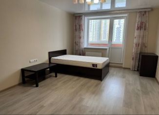 Сдаю в аренду 1-ком. квартиру, 40 м2, Самара, Революционная улица