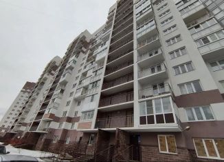 Продажа трехкомнатной квартиры, 68.2 м2, Тихвин, улица Ярослава Иванова, 1