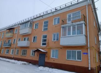 Продам трехкомнатную квартиру, 42 м2, Омск, Торговая улица, 32