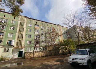 Продается двухкомнатная квартира, 51 м2, Дербент, улица Расулбекова, 1