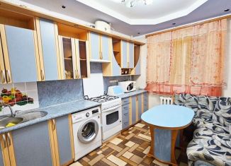 2-ком. квартира в аренду, 60 м2, Кинель, Фестивальная улица, 2А