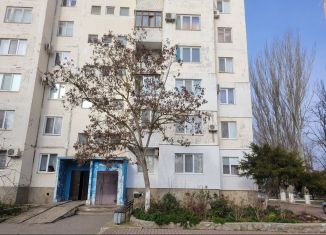 Продается трехкомнатная квартира, 68 м2, Щёлкино, 1-й микрорайон, 10