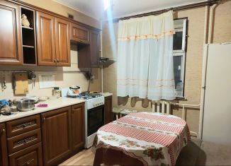 Сдается в аренду 2-комнатная квартира, 56 м2, Стерлитамак, улица Артёма, 151