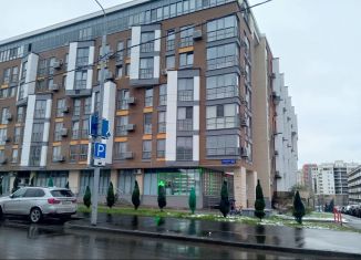 Продаю 3-ком. квартиру, 109.7 м2, Москва, улица Саморы Машела, 2А