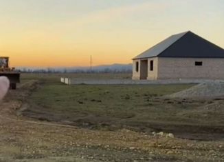 Продаю участок, 10 сот., село Самашки, улица Алисултанова, 52