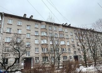 Продам 1-ком. квартиру, 31.5 м2, Санкт-Петербург, метро Озерки, Удельный проспект, 51к2