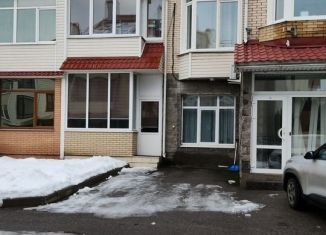 Сдам в аренду таунхаус, 200 м2, Санкт-Петербург, 2-я Никитинская улица, 60, Приморский район