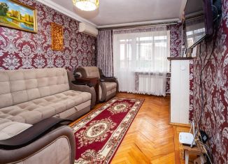 Продам 3-комнатную квартиру, 57 м2, Краснодар, Офицерская улица, 45