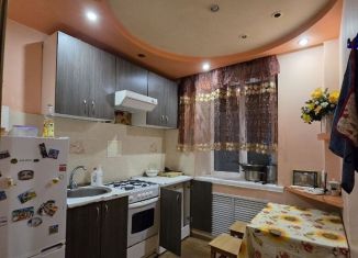 Трехкомнатная квартира в аренду, 62 м2, Ставрополь, улица Ленина, 365