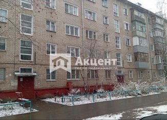 Продам 2-ком. квартиру, 46 м2, Ивановская область, Лежневская улица, 122Б