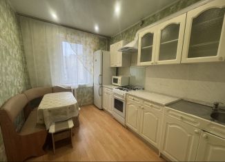 Сдается 2-ком. квартира, 50 м2, Рязань, улица Новосёлов, 53к1