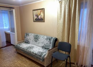 Сдача в аренду 2-ком. квартиры, 70 м2, Ялта, улица Свердлова, 89к3