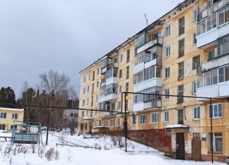 Продажа 1-комнатной квартиры, 30.5 м2, поселок городского типа Горноуральский, посёлок городского типа Горноуральский, 25