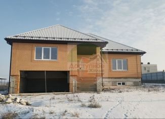 Продам дом, 300 м2, село Ильинка, улица Гумилёва