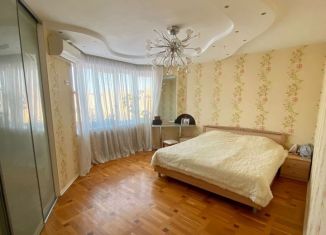 Продажа 3-комнатной квартиры, 95 м2, Невинномысск, улица Гагарина, 70А