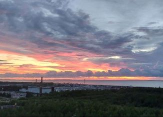 Продаю 3-ком. квартиру, 80 м2, Санкт-Петербург, улица Адмирала Черокова, 18к1, ЖК Море