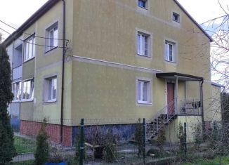 Продам 3-ком. квартиру, 70 м2, поселок Рыбачий, улица Победы, 33