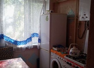 Сдается четырехкомнатная квартира, 61.3 м2, Курская область, улица 50 лет Октября